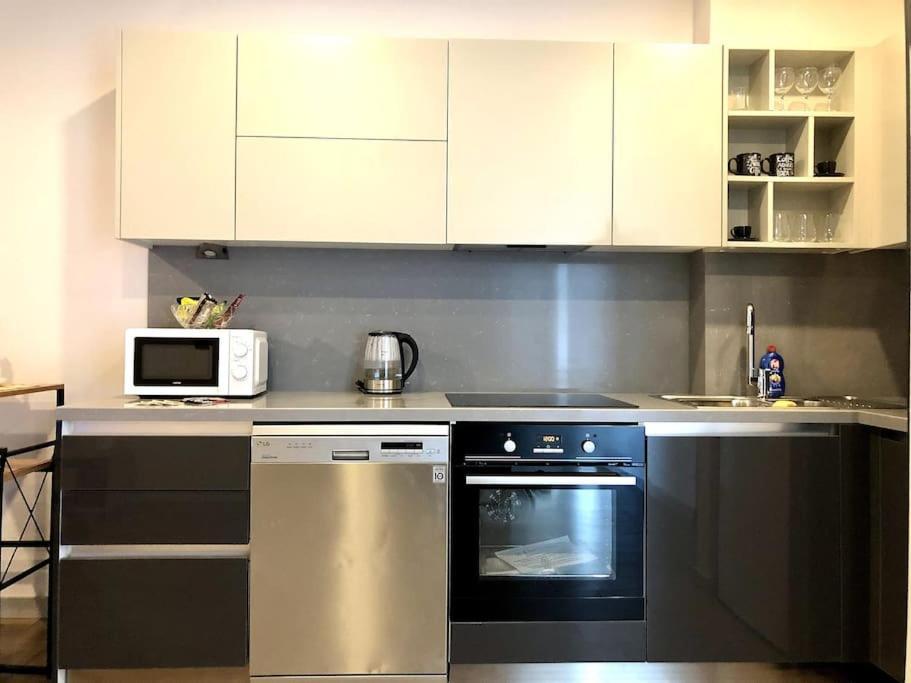 Appartamento Secured Lux 2 + 1 - Gym, Sauna & Parking Provincia di Istanbul