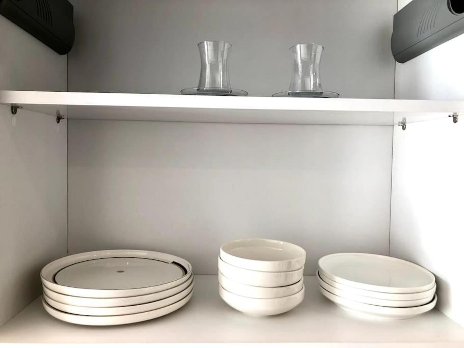 Appartamento Secured Lux 2 + 1 - Gym, Sauna & Parking *