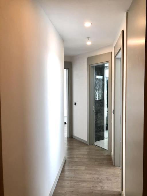 Secured Lux 2 + 1 - Gym, Sauna & Parking Appartamento *